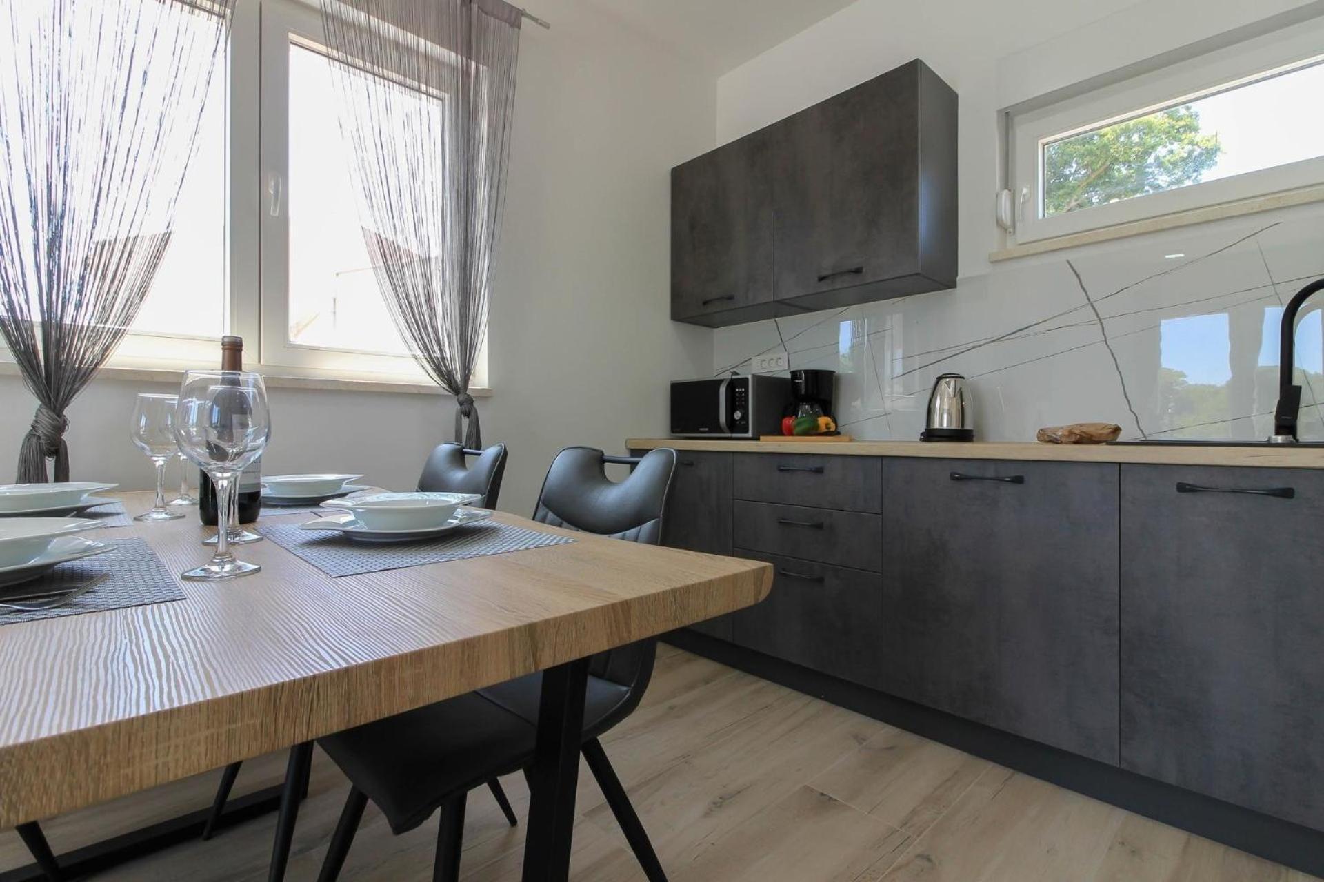 Ferienhaus Mit Privatpool Fuer 4 Personen Ca 60 Qm In Sisan, Istrien Suedkueste Von Istrien Exterior foto