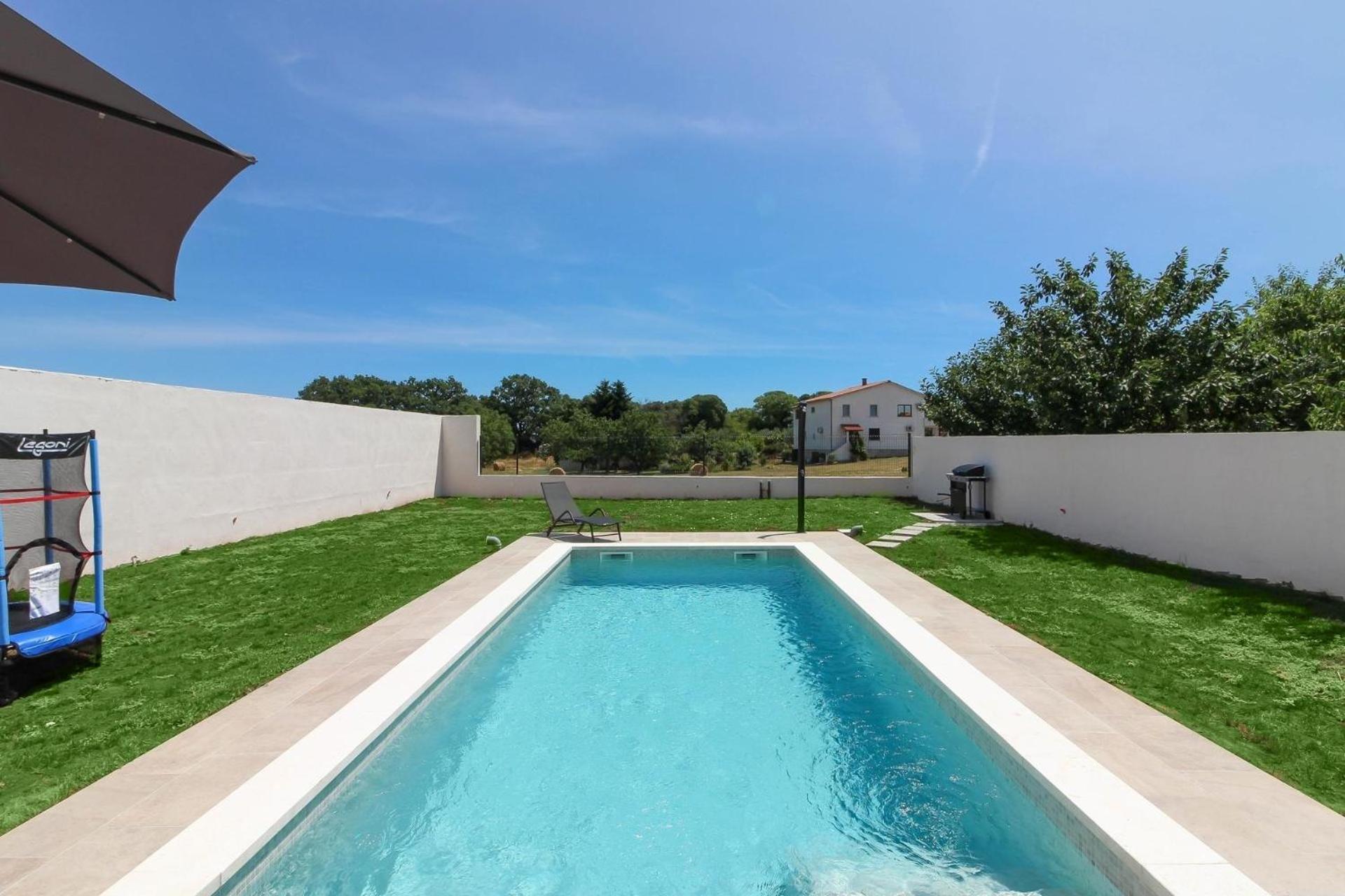 Ferienhaus Mit Privatpool Fuer 4 Personen Ca 60 Qm In Sisan, Istrien Suedkueste Von Istrien Exterior foto